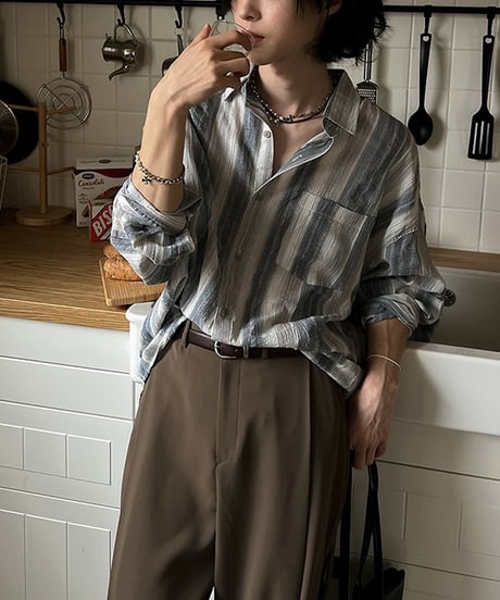 LAZY STYLE STRIPED SHIRT