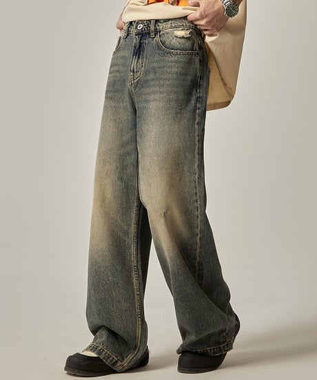 LOOSE STRAIGHT LEG DENIM
