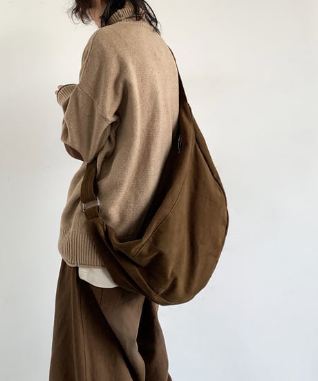 CANVAS ROUND SHOULDER BAG