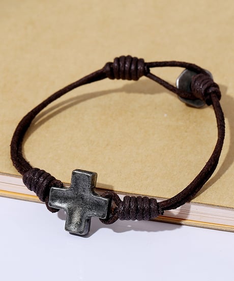 CROSS METAL LEATHER BRACELET