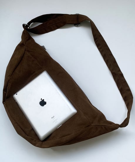 CANVAS ROUND SHOULDER BAG