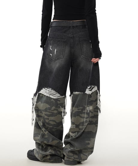 LAYERED CAMO DAMAGE DENIM