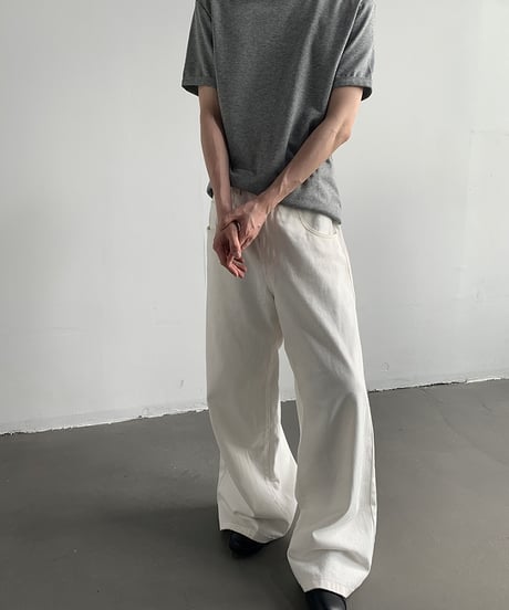 WIDE LEG WHITE DENIM