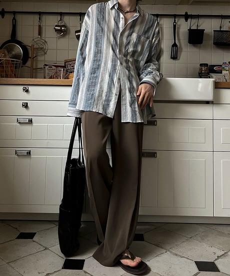 LAZY STYLE STRIPED SHIRT
