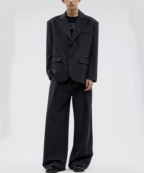 PLEATED WIDE STRAIGHT SLACKS