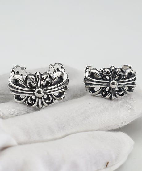 CROSS FLOWER RING
