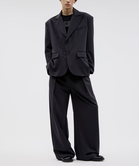 PLEATED WIDE STRAIGHT SLACKS