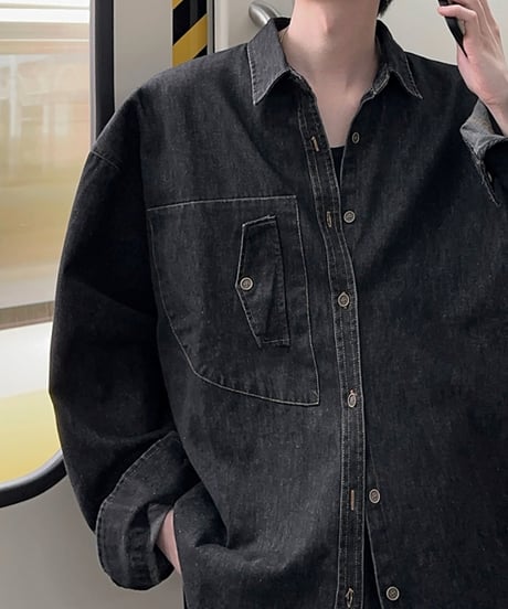LOOSE RETRO BLACK DENIM SHIRT