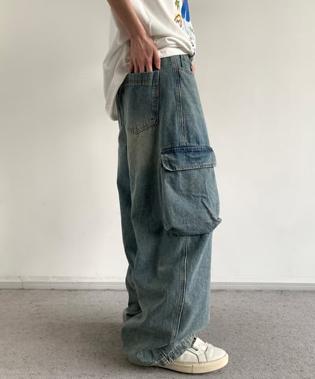 VINTAGE WASHED CARGO DENIM