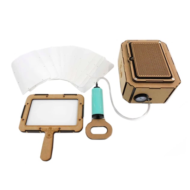 V.former【卓上真空成型機】誰でも塩ビ・プラの型が制作出来る。何でも制作！ V.former【卓上真空成型機】誰でも塩ビ・プラの型が制作出来る