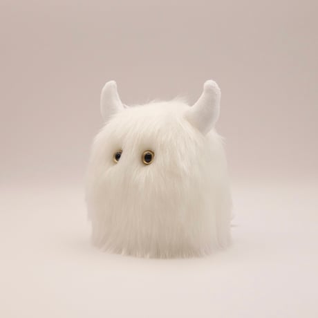 白いふわふわまもの