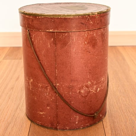 Belgium Antique Paper Box / ベルギー アンティーク ミンクファーの紙製の保存箱
