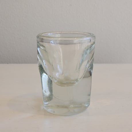 France Antique Shot Glass / フランス アンティーク トロンプルイユの6面取のショットグラス H:7.3cm