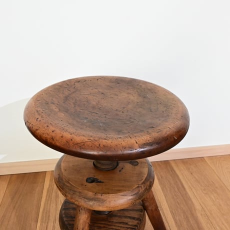 France Antiques Adjustable Stool / フランス アンティークの回転式スツール