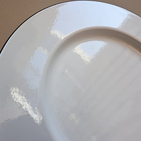 ARABIA FINEL Enamel Plate by Kaj Franck / フィネル カイフランク  琺瑯プレート（ホワイト）φ:28cm A