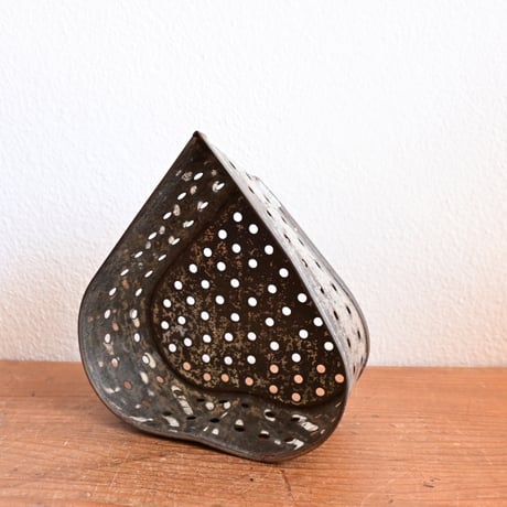 France Old Tin Cheese mold  / フランス 古い フランスのチーズ作りの古いハート型モールド A