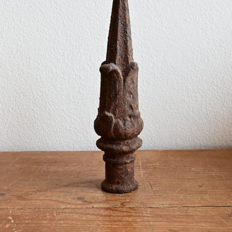 France Antique Finial top ornament  / フランス アンティーク 鉄のオーナメント