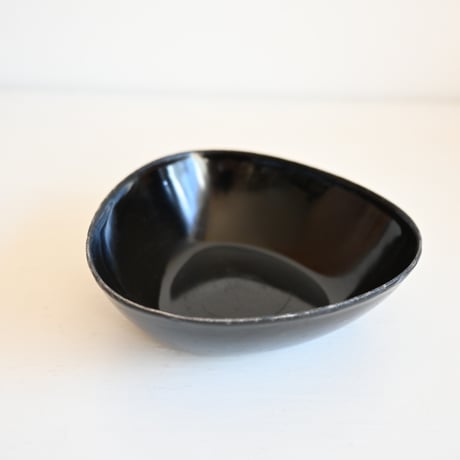 Sweden Enamel Triangle Bowl / フィンランド ERKERデザインの三角ホーローボウル ブラック