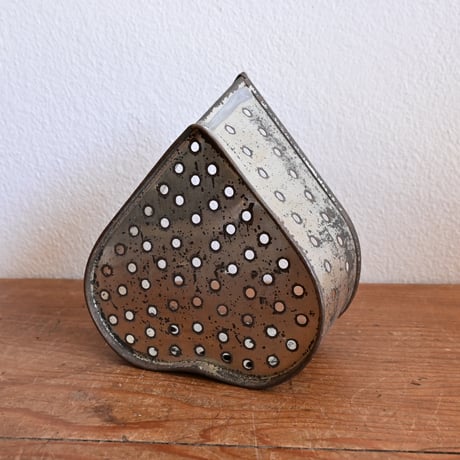 France Old Tin Cheese mold  / フランス 古い フランスのチーズ作りの古いハート型モールド A