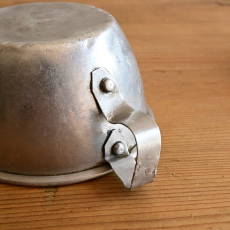 France Antique Military Aluminium Cup  / フランス アンティーク アルミのミリタリーカップ A-2