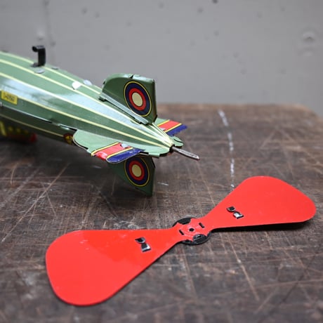 Tin Airship Toy  / ビンテージブリキの飛行船のビンテージ