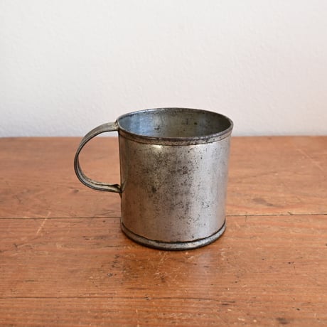 Finland Tin measuring cup  / フィンランド ブリキのメジャーカップ 0.1L  B