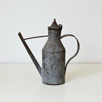 フランス　古い三角帽子の水差しボトルのオブジェ