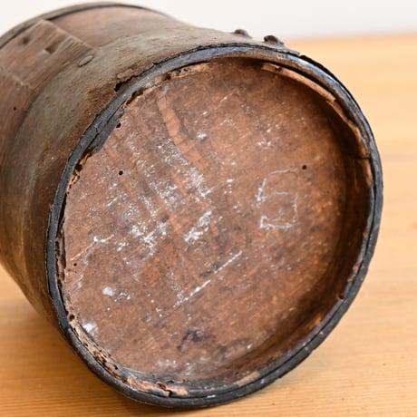 France Antique  Measuring cup  / フランス アンティーク 木と鉄の計量カップ H:10.5cm