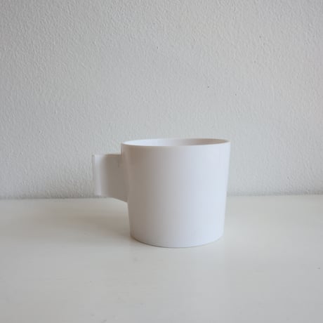 Finland  FISKAMIN  Cup  / フィンランド フィスカミン メラミン製のコップ ホワイト