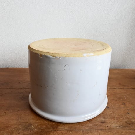 France Antique Faience Fine Pot / フランス 白錫釉のポット 大