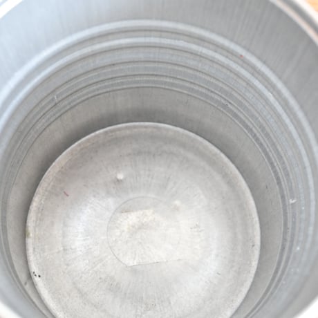 France Guigoz aluminum canister / 古い アルミショートキャニスター