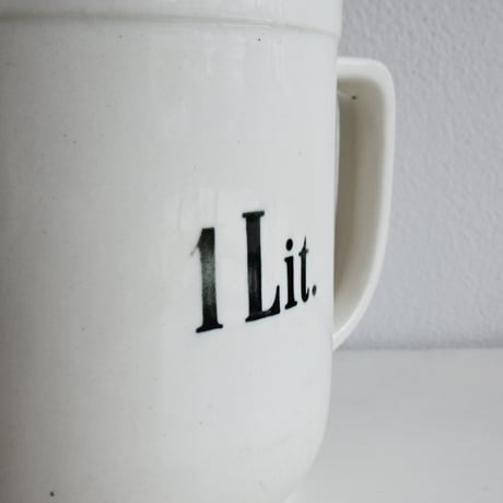 Finland  ARABIA 1L Pitcher / アラビア 1L  ピッチャー（乳白色）