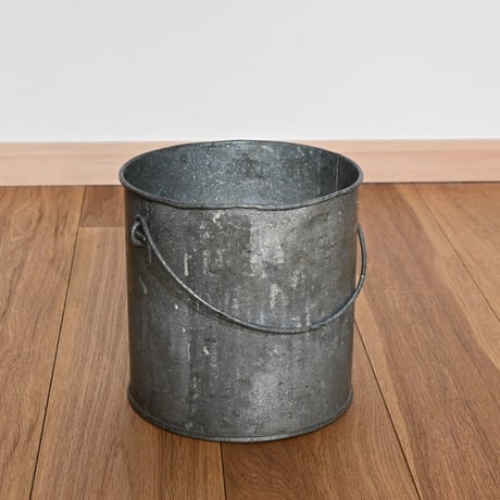 France painter bucket/  フランス ペンキ職人のバケツ