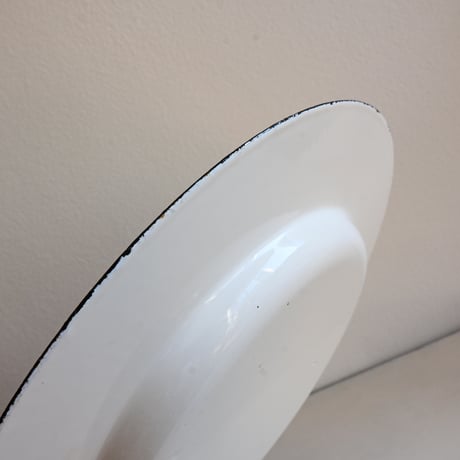 ARABIA FINEL Enamel Plate by Kaj Franck / フィネル カイフランク  琺瑯プレート（ホワイト）φ:28cm B
