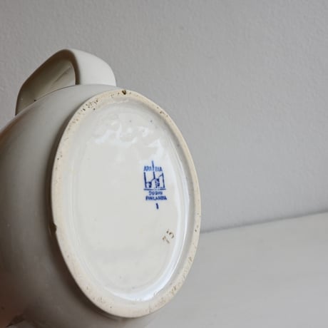 Finland  ARABIA 1L Pitcher / アラビア 1L  ピッチャー（乳白色）