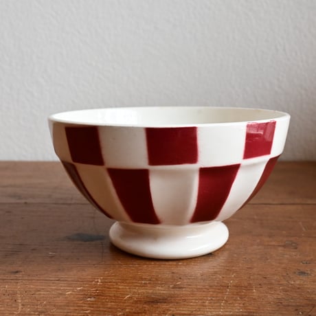 France Antique Cafe Bowl "DIGOIN" / フランス  カフェオレボウル 赤の市松模様 B