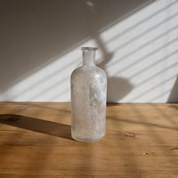 France Antique Bottle  / フランス アンティーク 銀化したファーマシーボトル