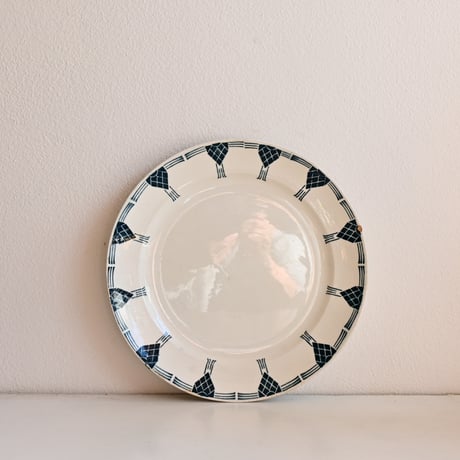 Finland OLD ARABIA  Arne plate  / オールドアラビア 松ぼっくりのプレート φ:22.2cm