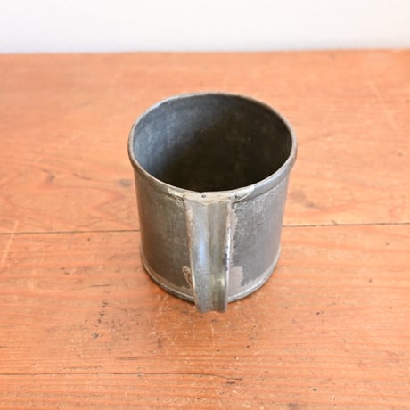 Finland Tin measuring cup  / フィンランド ブリキのメジャーカップ 0.1L  A