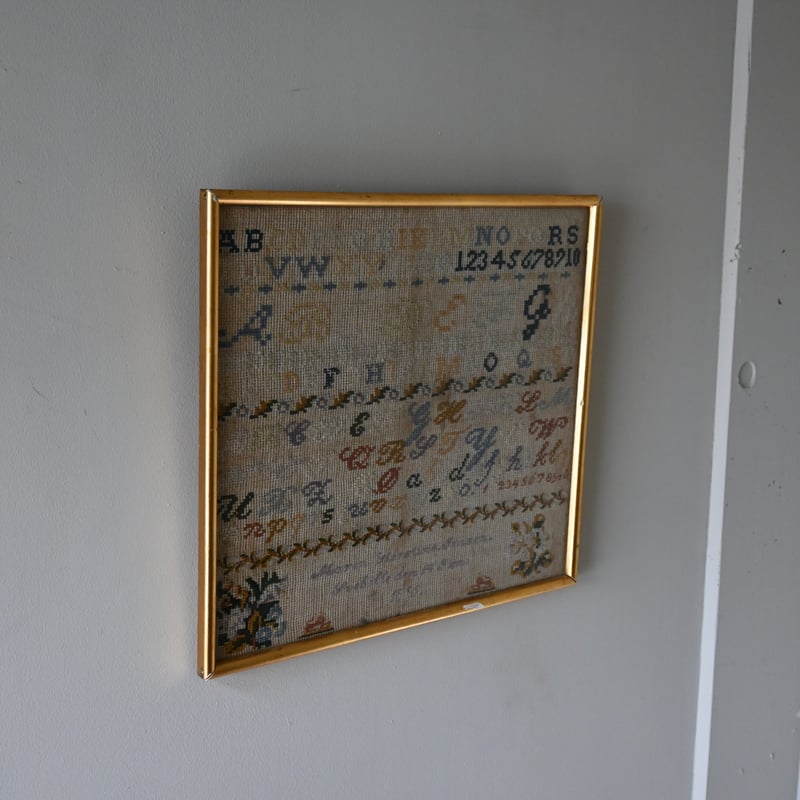 刺繍 フランス アンティーク サンプラー フレーム 1915年 額装 傷みあり m79256244400_1.jpg?1673578481