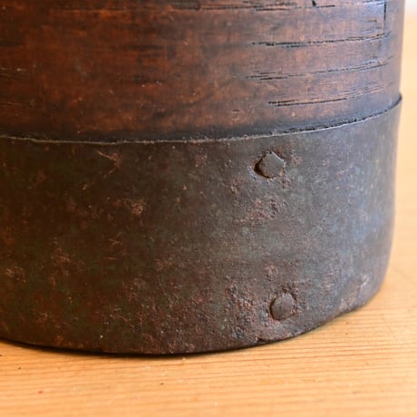 France Antique  Measuring cup  / フランス アンティーク 木と鉄の計量カップ H:10.5cm