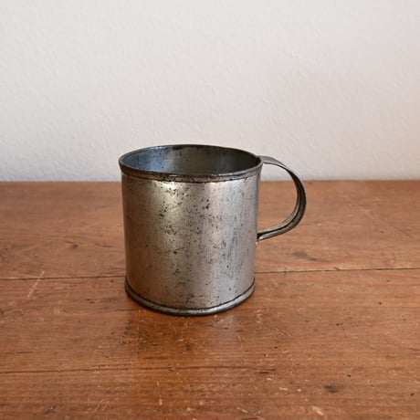 Finland Tin measuring cup  / フィンランド ブリキのメジャーカップ 0.1L  B