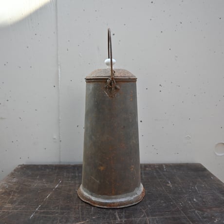 France Tin Pot Objet / フランス 古いブリキのポット