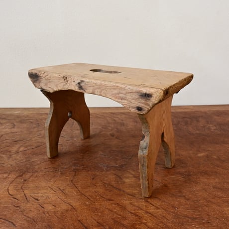 Sweden Decoration stand / スウェーデン 木製の小さな飾り台 スツール A-1