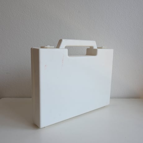 Finland  first aid kit White×Green  / フィンランド ファーストエイドケース 白×緑 救急箱