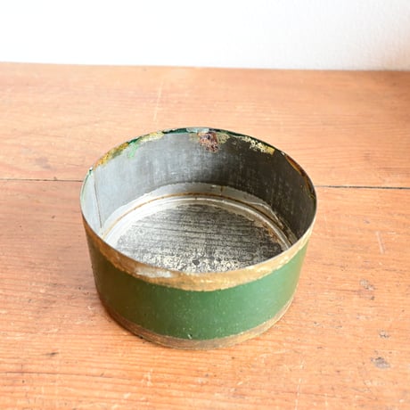 France Tin Can Objet / フランス 緑のブリキの筒 φ:8.5cm