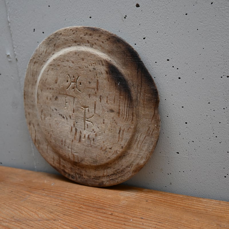Sweden antique wooden plate / スウェーデン アンティーク 木の皿
