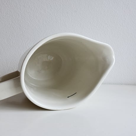 Finland  ARABIA 1L Pitcher / アラビア 1L  ピッチャー（乳白色）