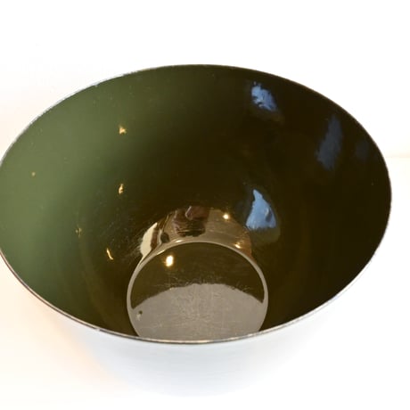 ARABIA FINEL Enamel BOWL by Kaj Franck / フィネル カイフランク  琺瑯ボウル（カーキ）φ:21cm