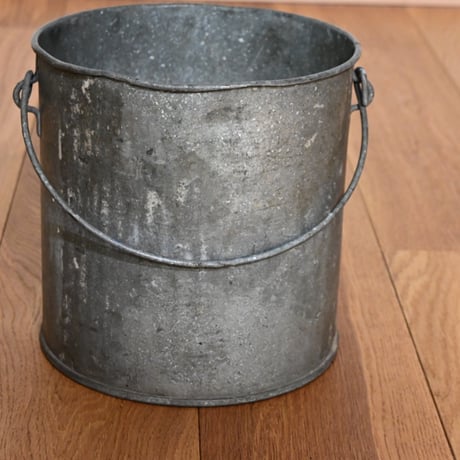 France painter bucket/  フランス ペンキ職人のバケツ